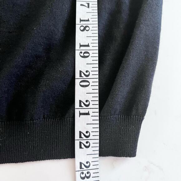 Moschino Black Virgin Wool Rosette Long Sleeve Crewneck Pullover Sweater Size S - Picture 5 of 6